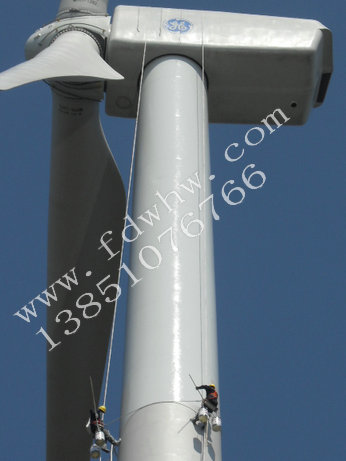 风力发电机塔筒刷漆